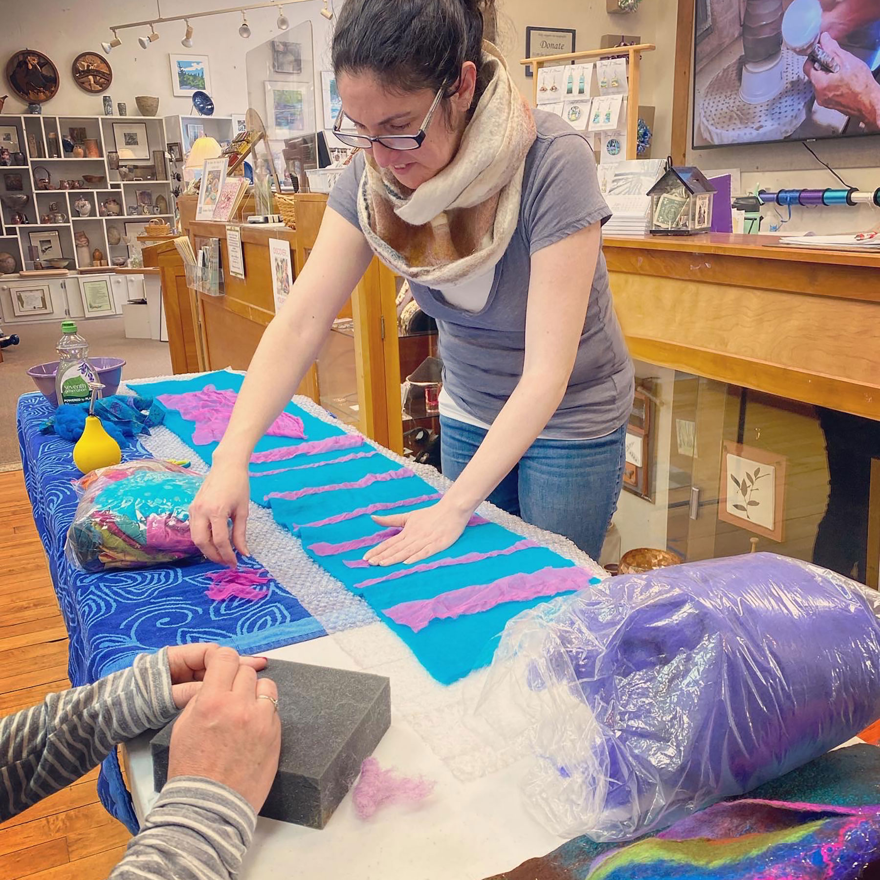 Tif Farmakis-Day giving a nuno felting demonstration at Exeter Fine Crafts